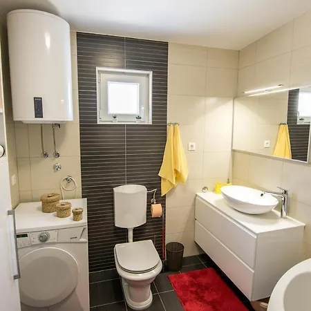 Petra Apartment